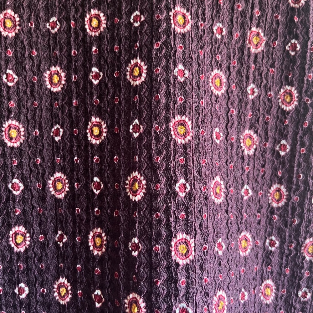 LOFT Maroon Patterned Textured Top - Picture 7 of 9